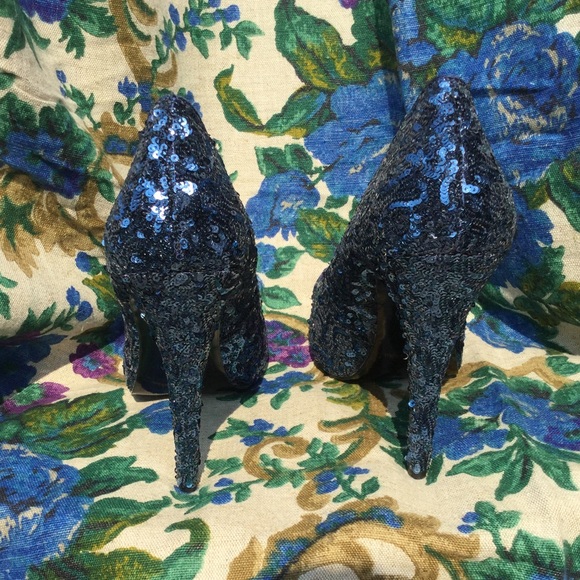 Jessica Paster Sequin Peep Toe Heels - Picture 5 of 6